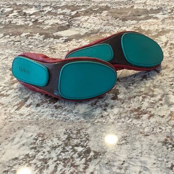 Tieks Red Size 7 - Picture 5 of 5